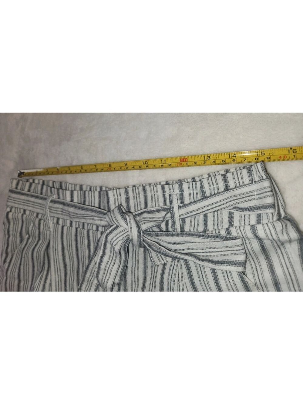 Ci Sono Striped Elastic Waist Shorts Juniors L White Gray - Picture 6 of 11